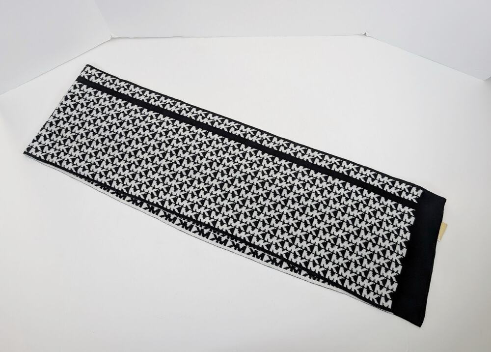 Michael Kors Scarf Black White Reverse Logo Pattern Knitted New